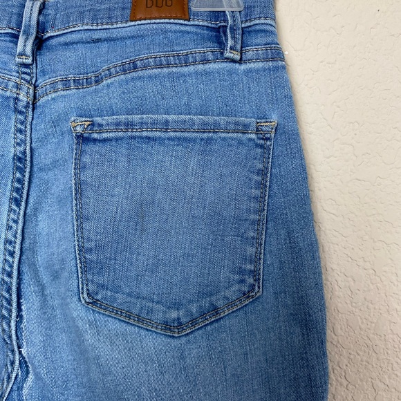 BDG Twig High Rise Light Wash Skinny Cotton Blend Jeans Size 29” - Picture 8 of 15